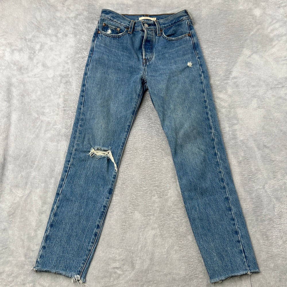 Levi's Premium Wedgie Straight Size 25 Blue Women Distressed Raw Hem High Rise